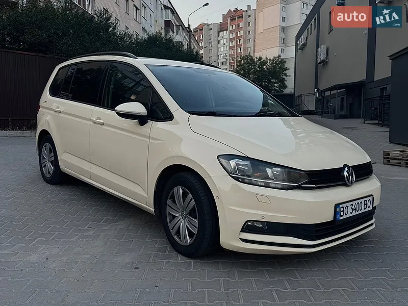 Volkswagen Touran