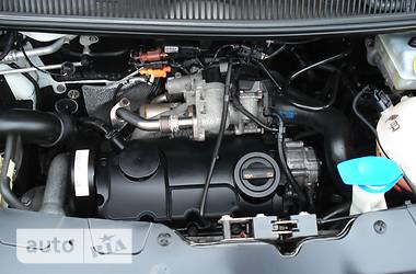 Минивэн Volkswagen Transporter 2008 в 