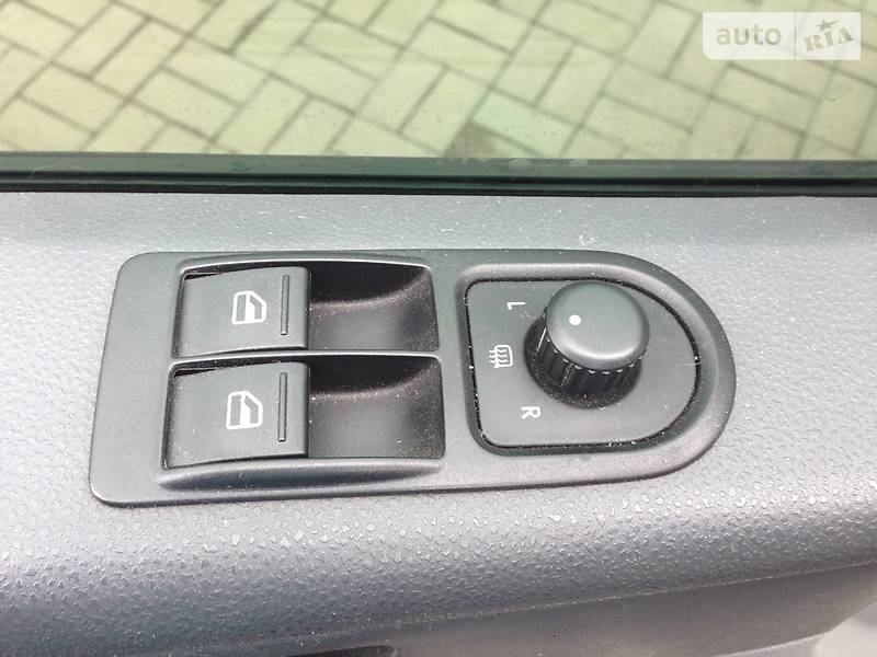 Минивэн Volkswagen Transporter 2009 в Днепре