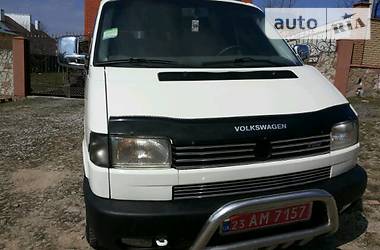 Грузопассажирский фургон Volkswagen Transporter 2002 в Хмельницком