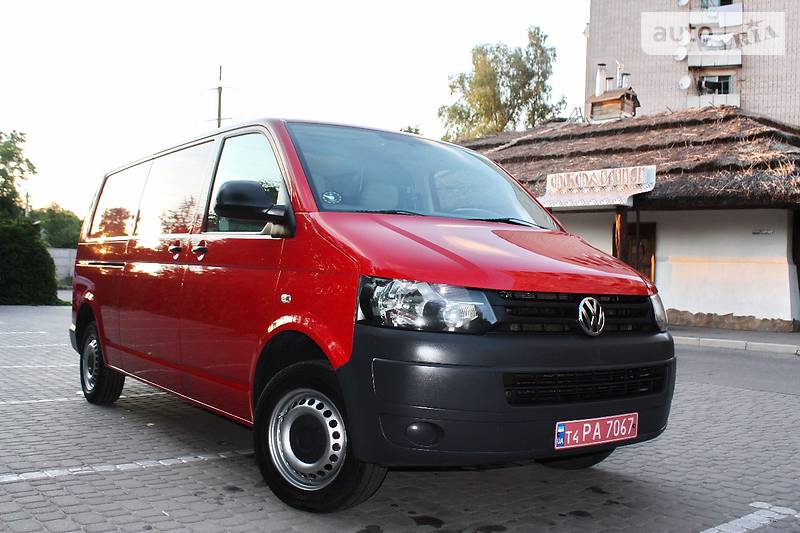 Вантажопасажирський фургон Volkswagen Transporter 2013 в Кременчуці