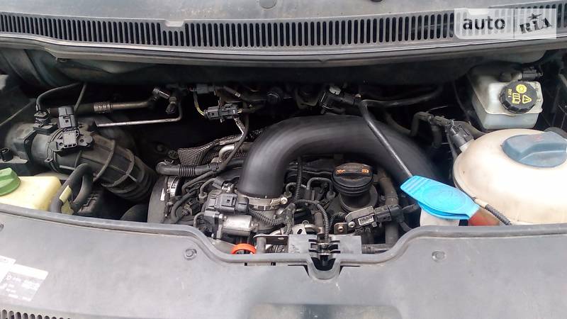 Вантажопасажирський фургон Volkswagen Transporter 2012 в Сєверодонецьку