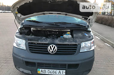 Вантажопасажирський фургон Volkswagen Transporter 2006 в Житомирі