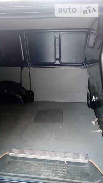 Вантажопасажирський фургон Volkswagen Transporter 2012 в Сєверодонецьку