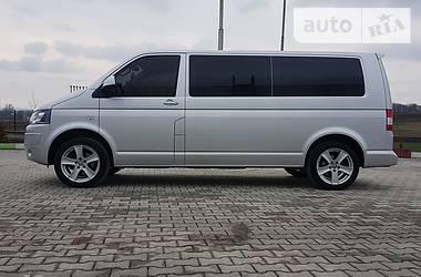 Мінівен Volkswagen Transporter 2013 в Чернівцях