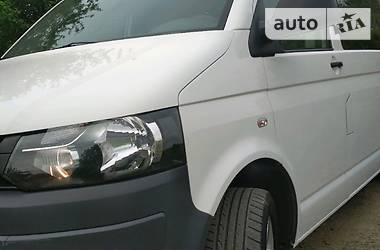 Вантажопасажирський фургон Volkswagen Transporter 2011 в Стрию