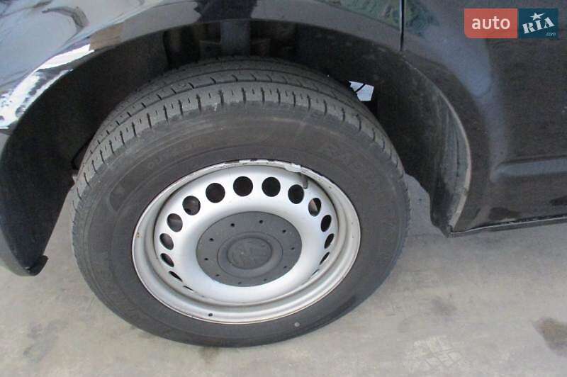 Минивэн Volkswagen Transporter 2015 в Николаеве