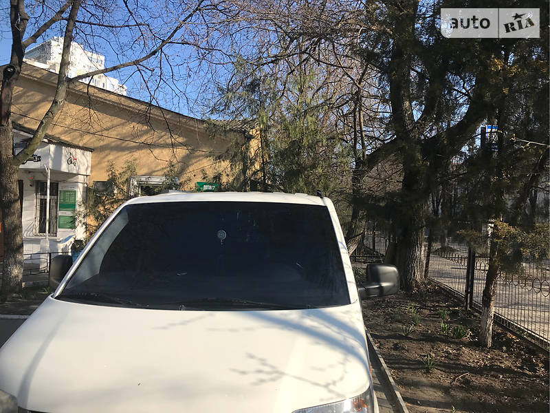 Вантажопасажирський фургон Volkswagen Transporter 2007 в Одесі