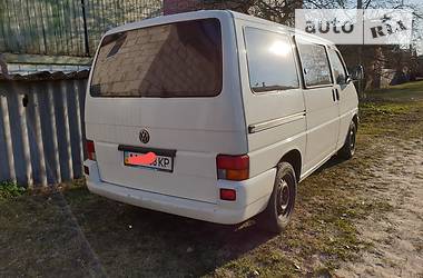 Вантажопасажирський фургон Volkswagen Transporter 2001 в 