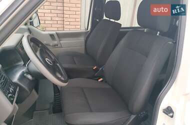 Мінівен Volkswagen Transporter 2001 в 