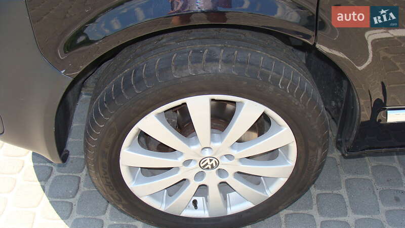 Минивэн Volkswagen Transporter 2015 в Николаеве