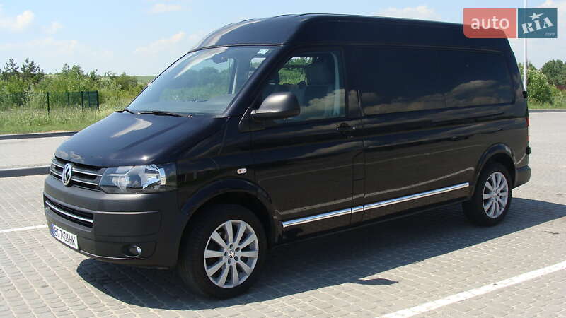 Минивэн Volkswagen Transporter 2015 в Николаеве