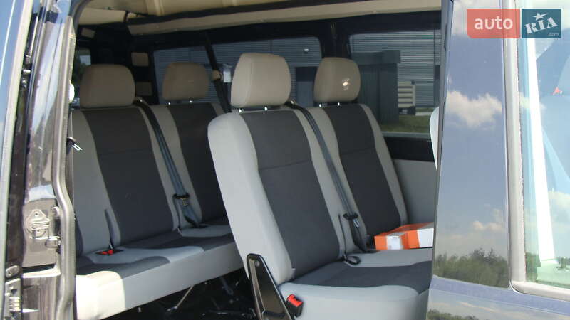Минивэн Volkswagen Transporter 2015 в Николаеве