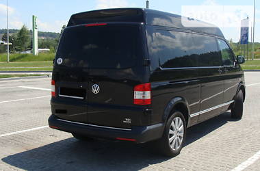 Минивэн Volkswagen Transporter 2015 в Львове