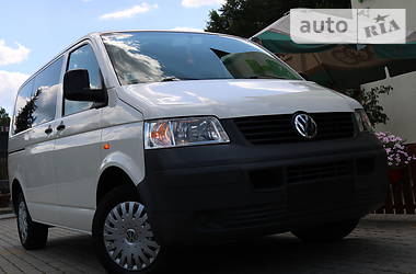 Мінівен Volkswagen Transporter 2004 в Трускавці