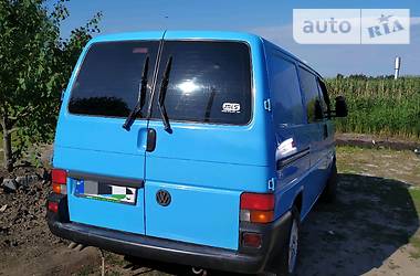 Мінівен Volkswagen Transporter 2002 в 