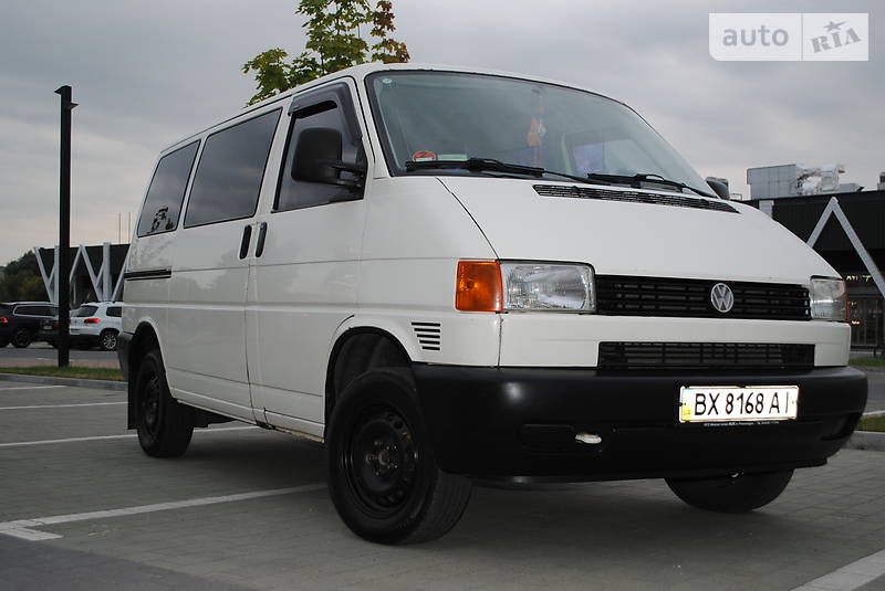Вантажопасажирський фургон Volkswagen Transporter 1998 в 