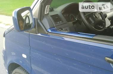  Volkswagen Transporter 2005 в 