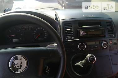  Volkswagen Transporter 2005 в 