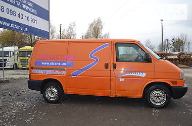 Грузопассажирский фургон Volkswagen Transporter 2003 в Львове