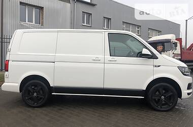 Мінівен Volkswagen Transporter 2015 в Києві