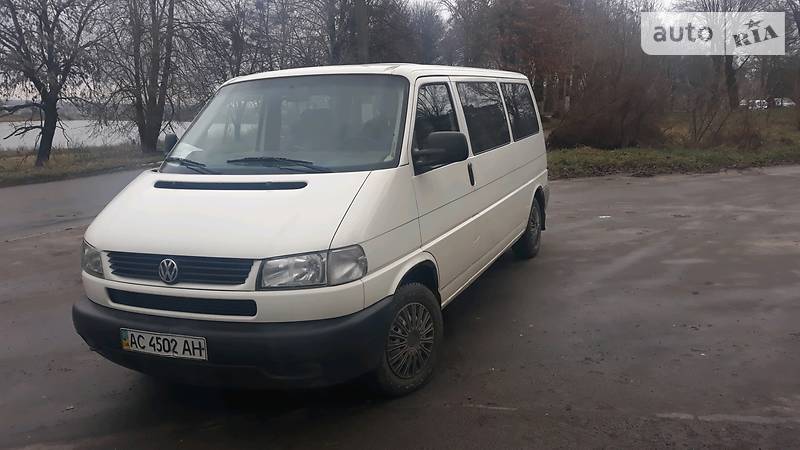 Мінівен Volkswagen Transporter 2001 в 