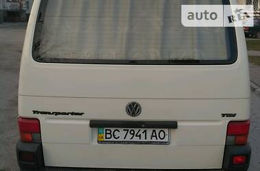 Минивэн Volkswagen Transporter 2000 в 