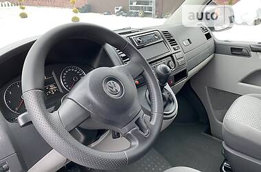 Универсал Volkswagen Transporter 2014 в Староконстантинове