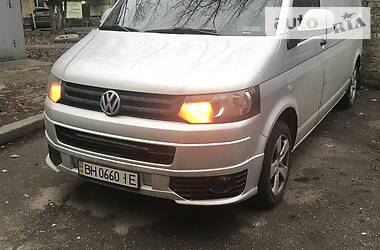 Вантажний фургон Volkswagen Transporter 2011 в Одесі