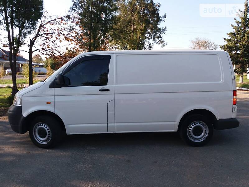 Вантажопасажирський фургон Volkswagen Transporter 2007 в 