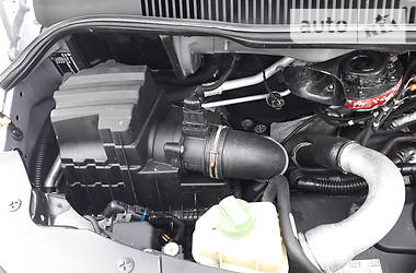Вантажопасажирський фургон Volkswagen Transporter 2008 в 