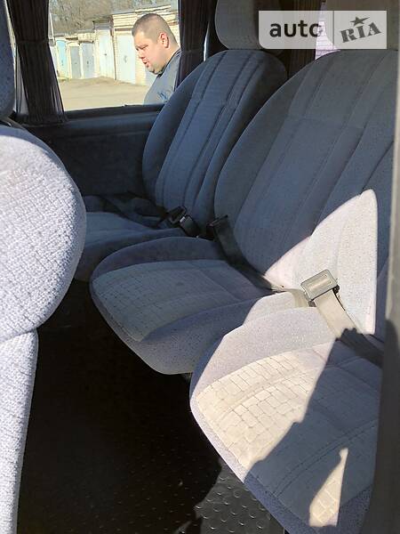 Вантажопасажирський фургон Volkswagen Transporter 2008 в Кривому Розі фото 12 Вантажопасажирський фургон Volkswagen Transporter 2008 в Кривому Розі