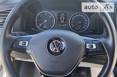 Універсал Volkswagen Transporter 2017 в 