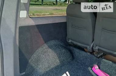 Вантажопасажирський фургон Volkswagen Transporter 2012 в 