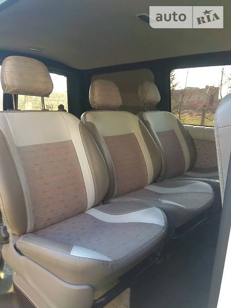 Мінівен Volkswagen Transporter 2010 в Чернівцях