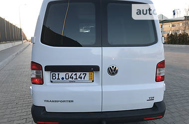 Вантажопасажирський фургон Volkswagen Transporter 2015 в  фото 10 Вантажопасажирський фургон Volkswagen Transporter 2015 в