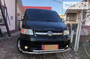 Мінівен Volkswagen Transporter 2004 в 