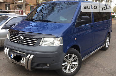  Volkswagen Transporter 2006 в 