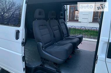 Мінівен Volkswagen Transporter 2002 в 