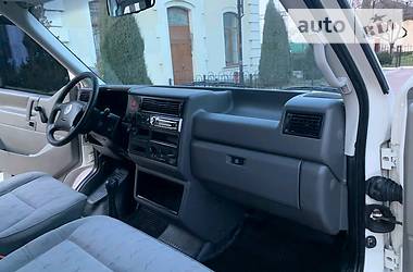 Мінівен Volkswagen Transporter 2002 в 