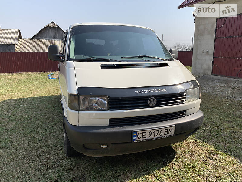 Вантажопасажирський фургон Volkswagen Transporter 1999 в Чернівцях