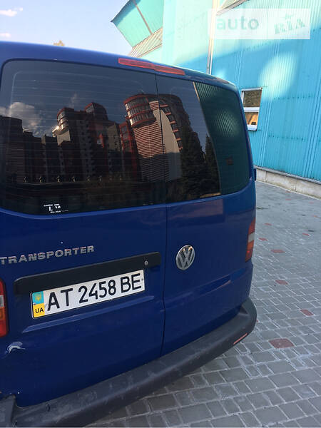 Мінівен Volkswagen Transporter 2004 в Івано-Франківську