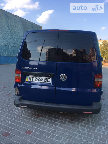 Мінівен Volkswagen Transporter 2004 в Івано-Франківську