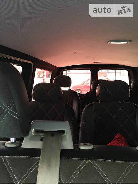 Мінівен Volkswagen Transporter 2004 в Івано-Франківську