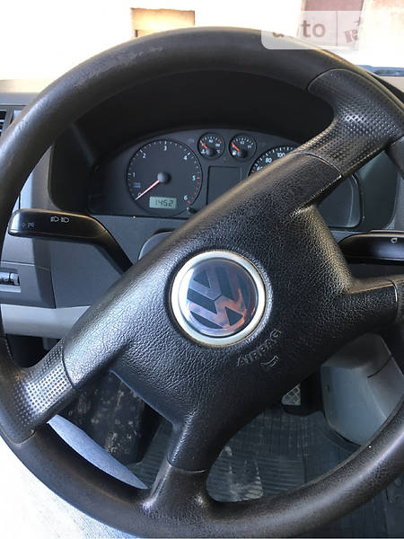 Мінівен Volkswagen Transporter 2004 в Івано-Франківську