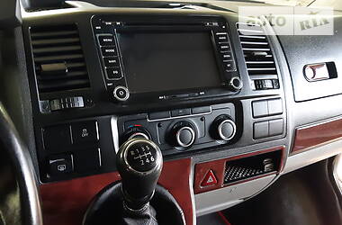 Мінівен Volkswagen Transporter 2011 в 