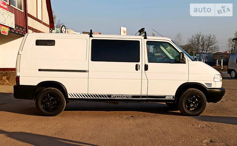 Грузопассажирский фургон Volkswagen Transporter 2001 в Коломые