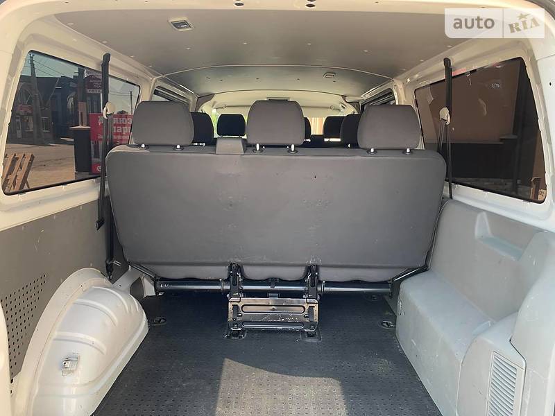 Volkswagen Transporter 2012 в Виноградове