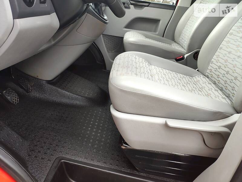 Мінівен Volkswagen Transporter 2012 в Бердичеві фото 19 Мінівен Volkswagen Transporter 2012 в Бердичеві