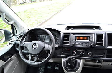 Мінівен Volkswagen Transporter 2015 в 